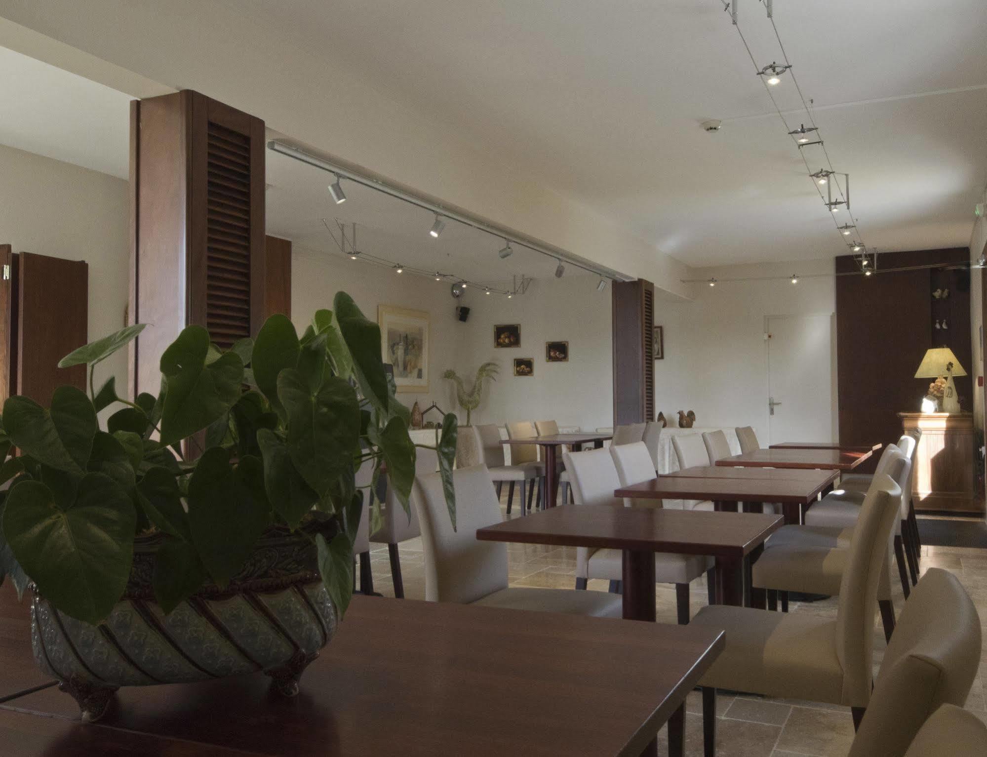 Hotel Les Oliviers Fayence Εξωτερικό φωτογραφία