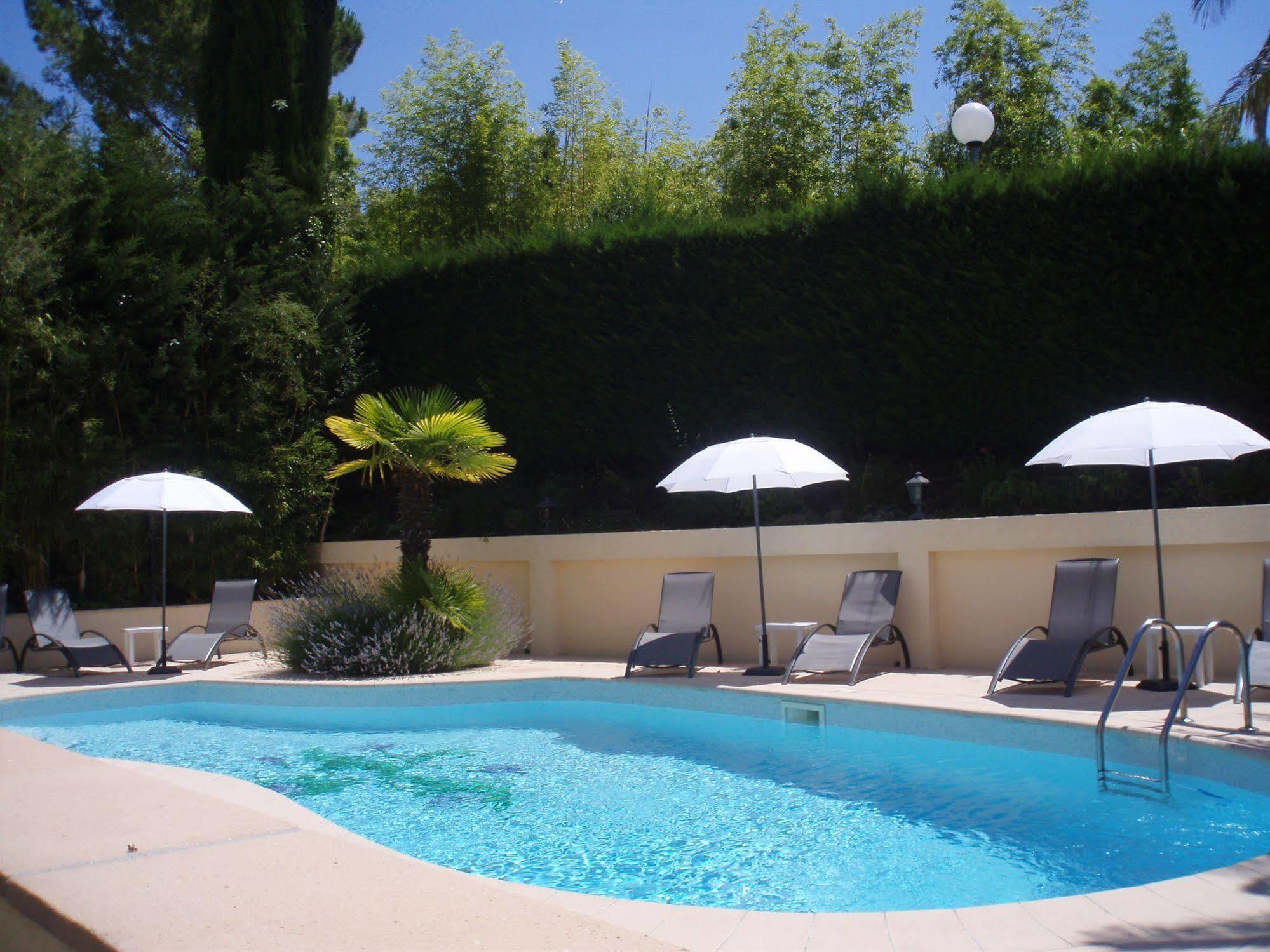 Hotel Les Oliviers Fayence Εξωτερικό φωτογραφία